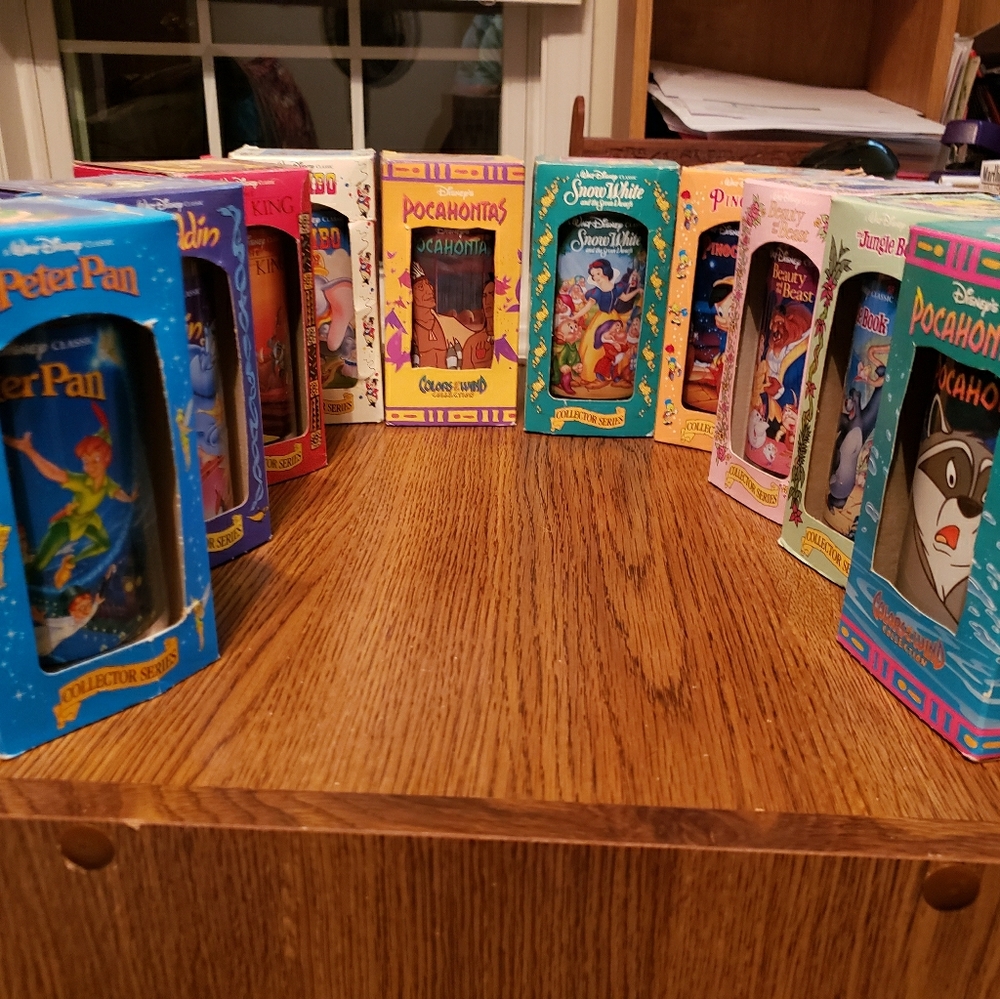 DISNEY Cllt's item made in '94 unopened cups
